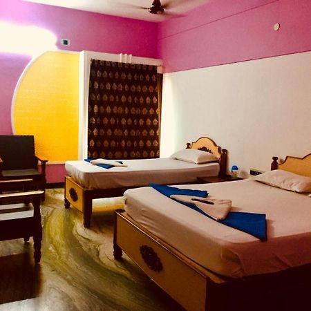 Arunaalaya Residency Hotel Tiruvannāmalai Esterno foto