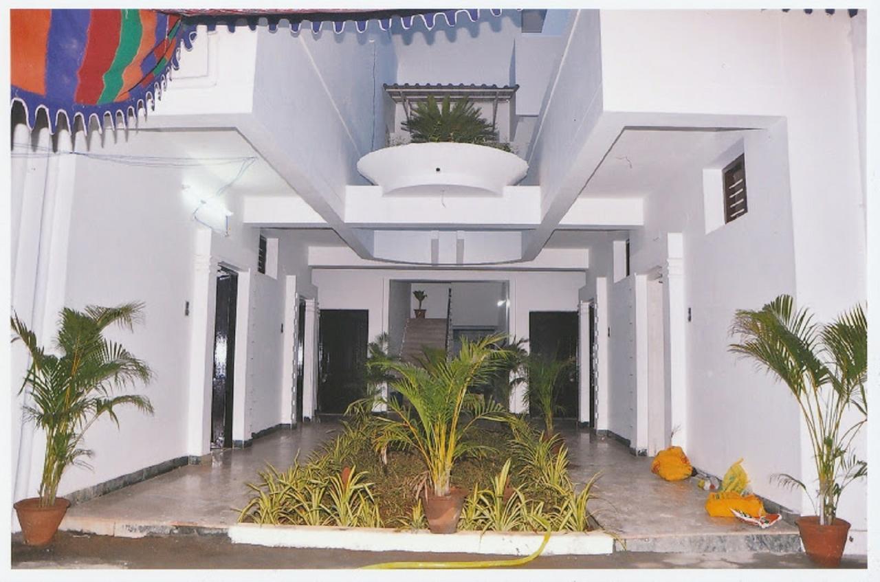 Arunaalaya Residency Hotel Tiruvannāmalai Esterno foto