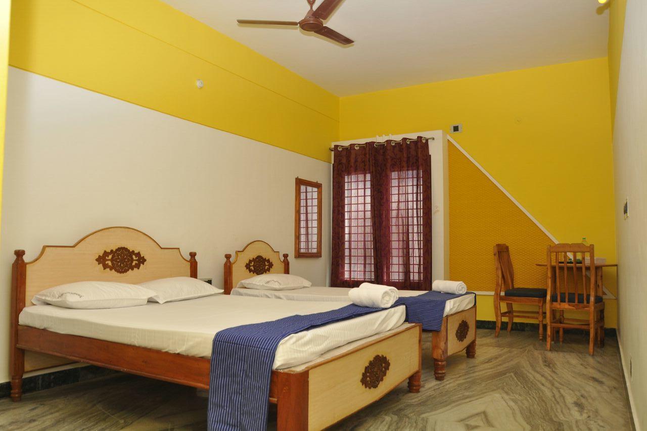 Arunaalaya Residency Hotel Tiruvannāmalai Esterno foto