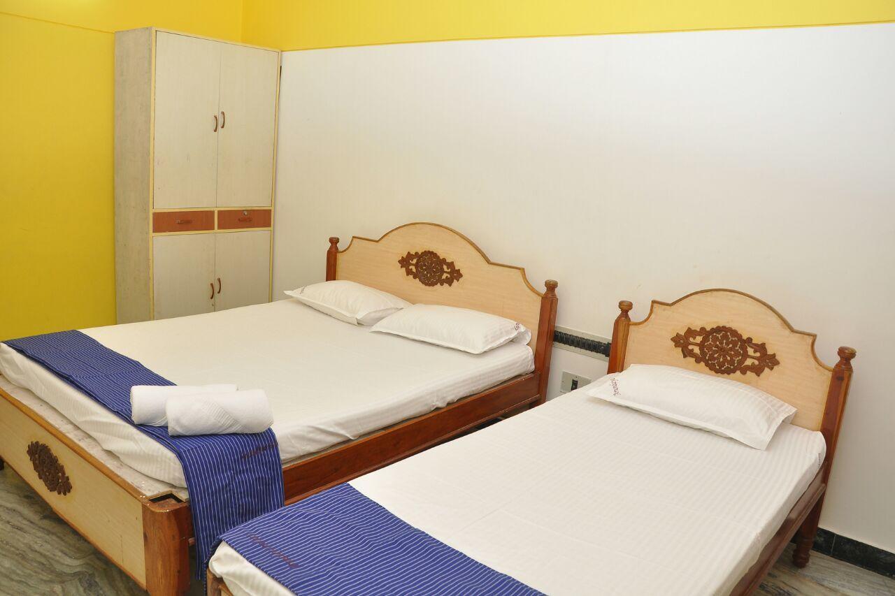 Arunaalaya Residency Hotel Tiruvannāmalai Esterno foto