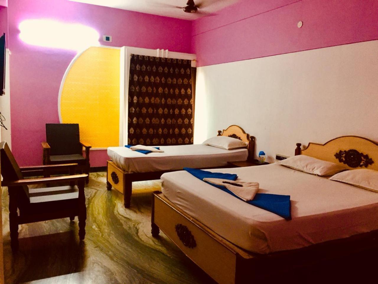 Arunaalaya Residency Hotel Tiruvannāmalai Esterno foto